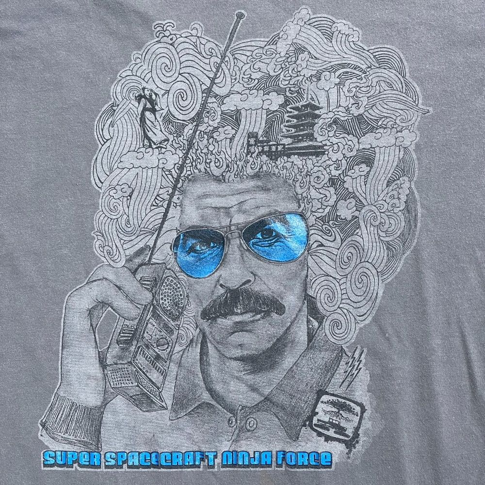 Men’s Spacecraft “Tom Selleck” Snowboarding Tee size:Medium (rare)